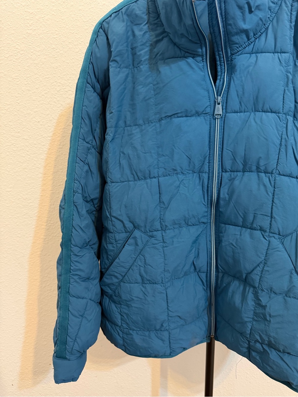 Free People Movement PippaPackable TealBlue Quilted PufferJacket oversized stain - Picture 3 of 16